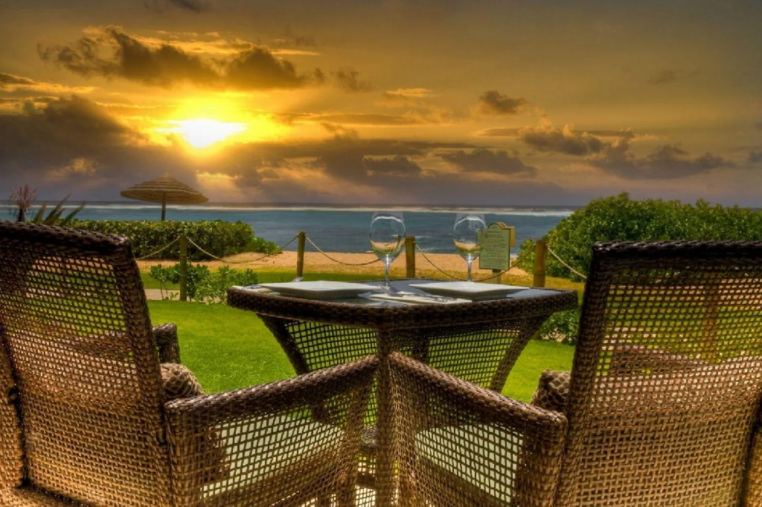 Waipouli Beach Resort Beautiful Luxury Ground Level Garden View Ac Pool! Kapa'a Apartment